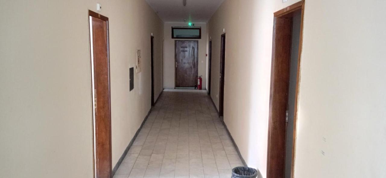 Holiday Apartments Суботица Экстерьер фото